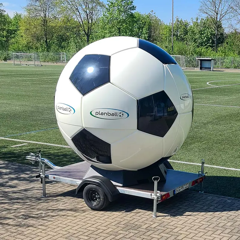 Planball mit Anhänger mieten